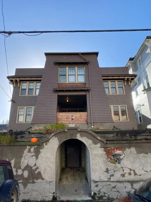 Historic Downtown Riverview Flat, No. 2 Astoria Esterno foto
