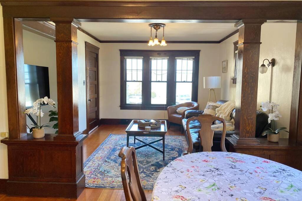Historic Downtown Riverview Flat, No. 2 Astoria Esterno foto
