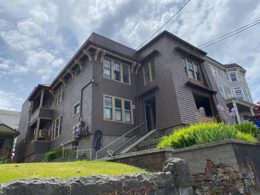 Historic Downtown Riverview Flat, No. 2 Astoria Esterno foto